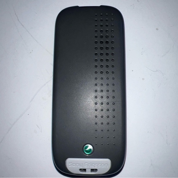 Sony Ericsson j220a Cingular cell Phone, UNTESTED Parts Only (Read Description) - Picture 2 of 10